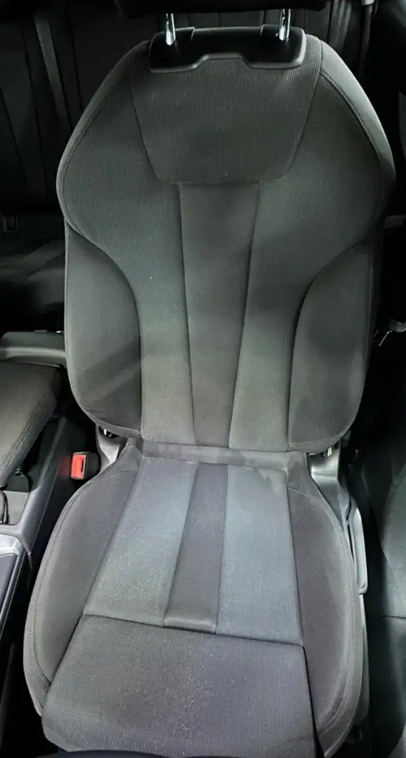 
								Audi A4 Avant 2.0 TDI 122CV S tronic Business full									