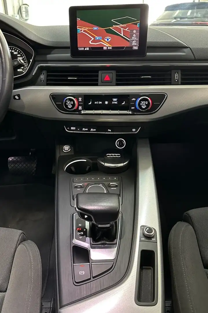 
								Audi A4 Avant 2.0 TDI 122CV S tronic Business full									