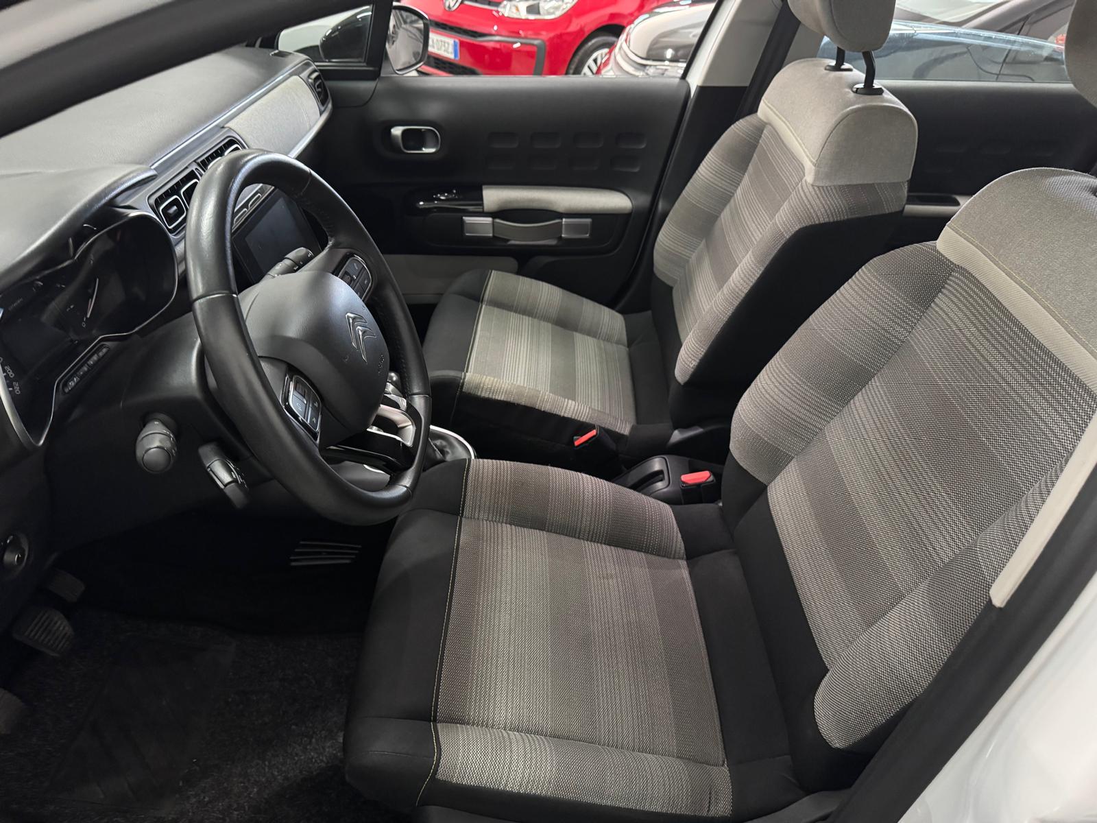 
								Citroen C3 PureTech 82 S&S Uptown 83CV full									