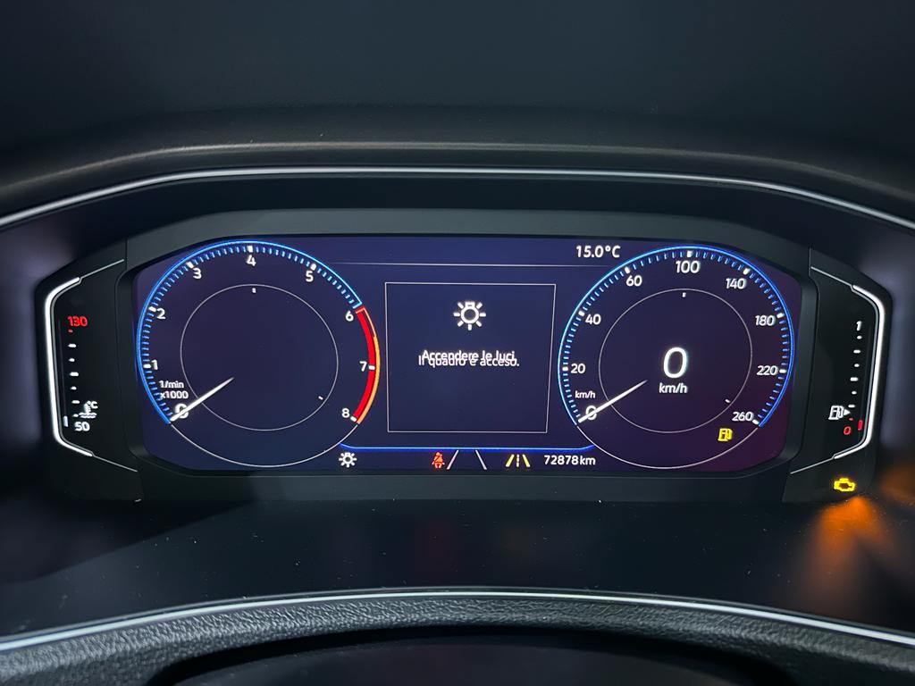 
								VOLKSWAGEN T-Roc 1.0TSI 115CV Style full									