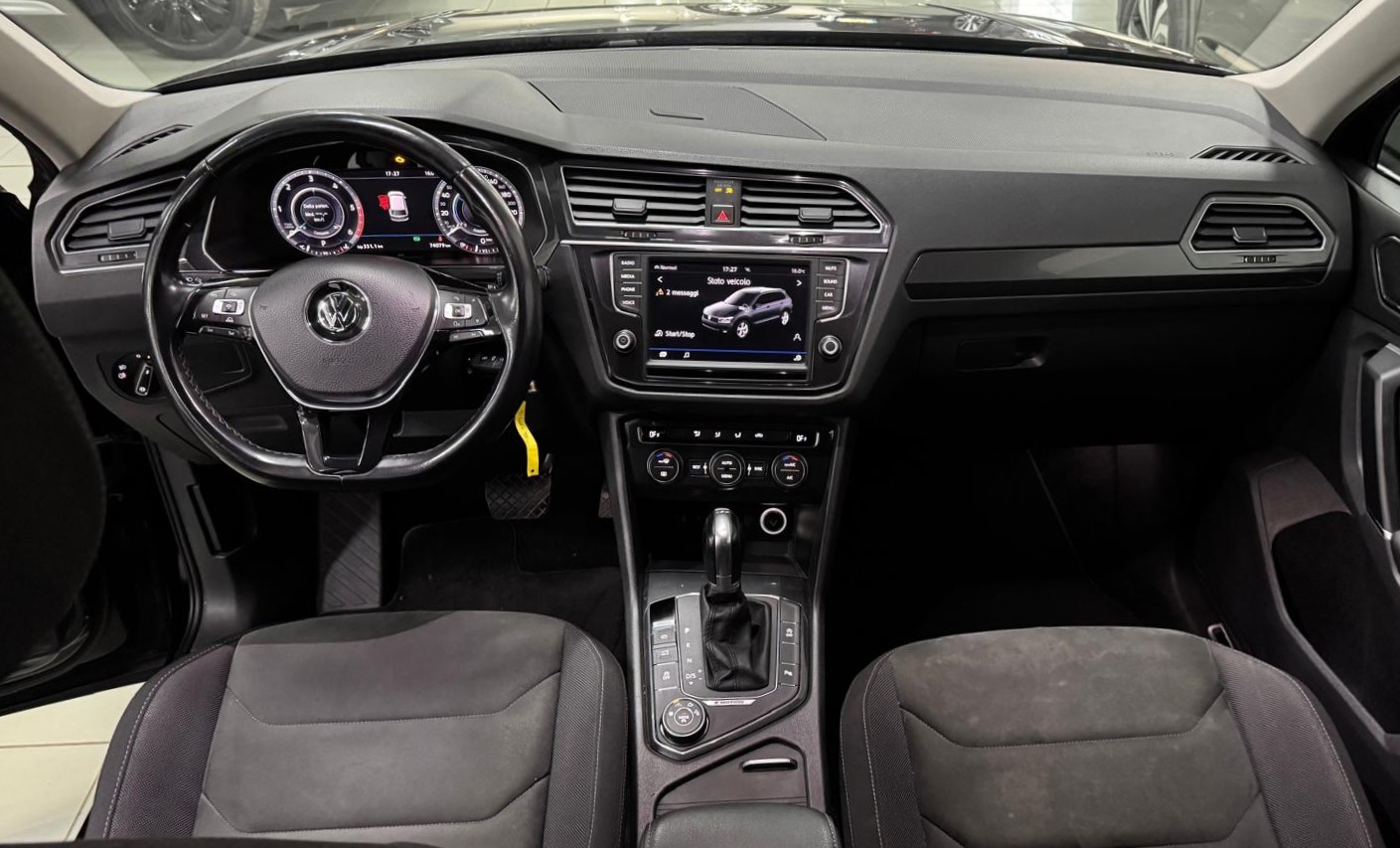
								Volkswagen Tiguan 2.0 TDI SCR DSG 4Motion full									