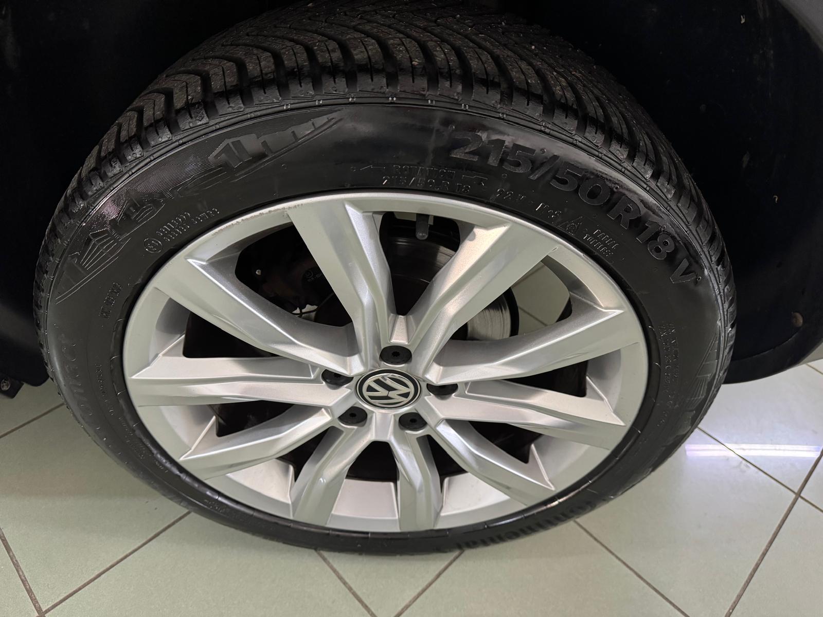 
								Volkswagen T-Roc 1.6 TDI SCR Advanced BMT full									