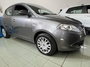 Lancia Ypsilon 1.2 69CV 5 porte Gold