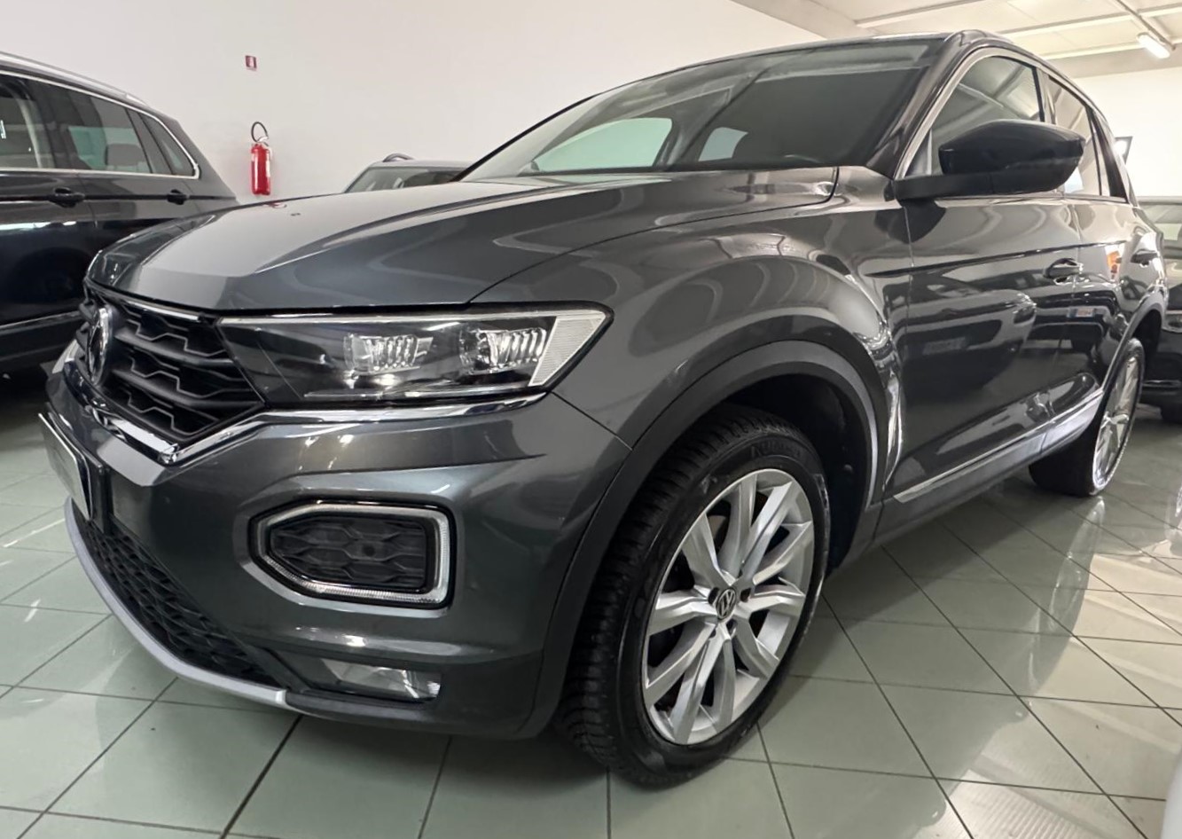 
								Volkswagen T-Roc 1.6 TDI SCR Advanced BMT full									