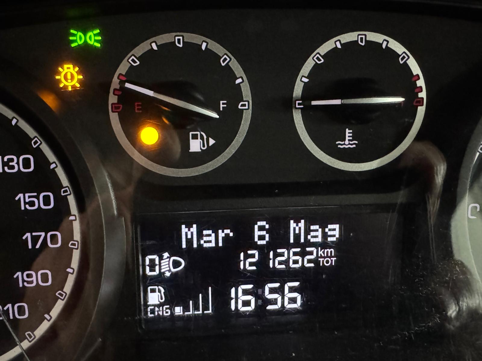 
								Lancia Ypsilon 0.9 TwinAir 85CV 5porte full									